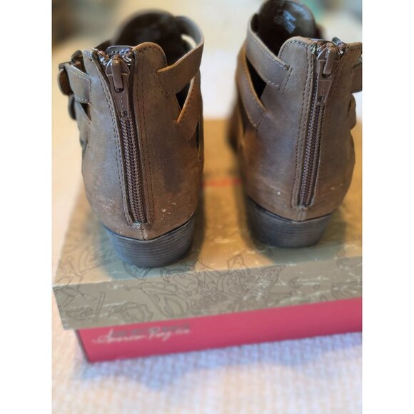 American Rag Adariep Tan Cutout Booties With Buckle & Zipper Closure Size 9.5M - Picture 5 of 11